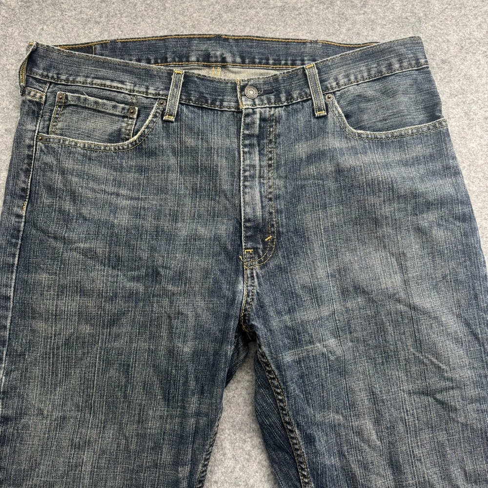 Levi's Men's 559 Relaxed Straight Fit Blue Jeans 38x32 - Picture 2 of 9